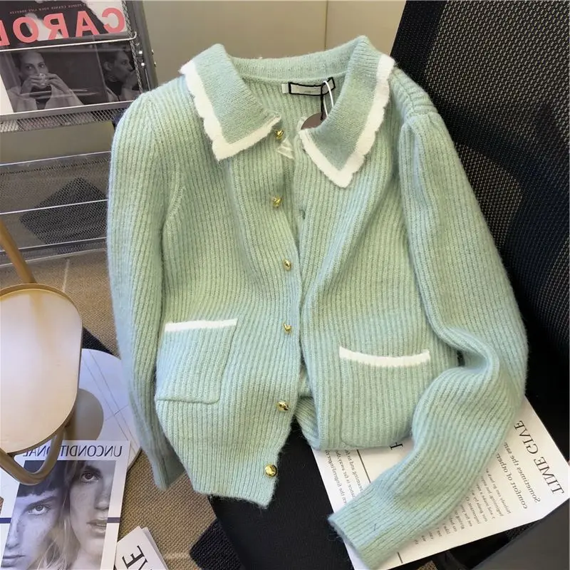 

2022 White Embroidered Flower Knitted Cardigan Women's Autumn and Winter New Soft and Comfortable Sweater Coat Cardigan Women