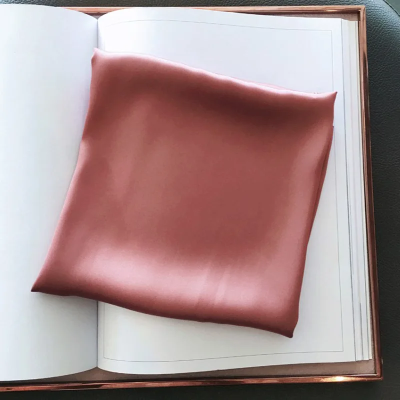 Рисунок 3 - Модный простой Шелковый атласный