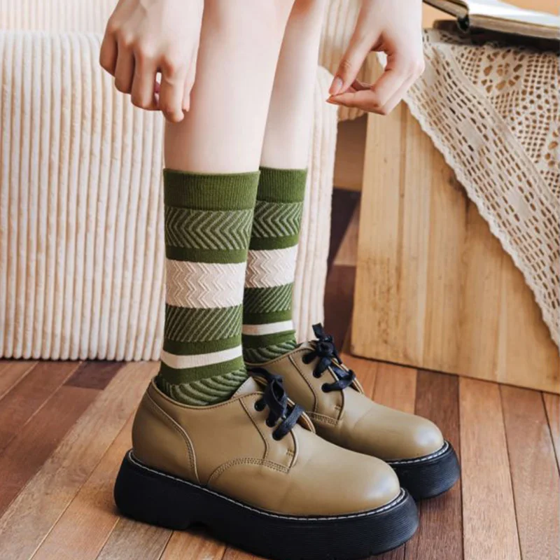 5 Pairs Socks For Women Winter Long Cotton Socks Fashion Wave Pattern Kawaii Comfortable Foot Cover Socks Female Christmas Gifs