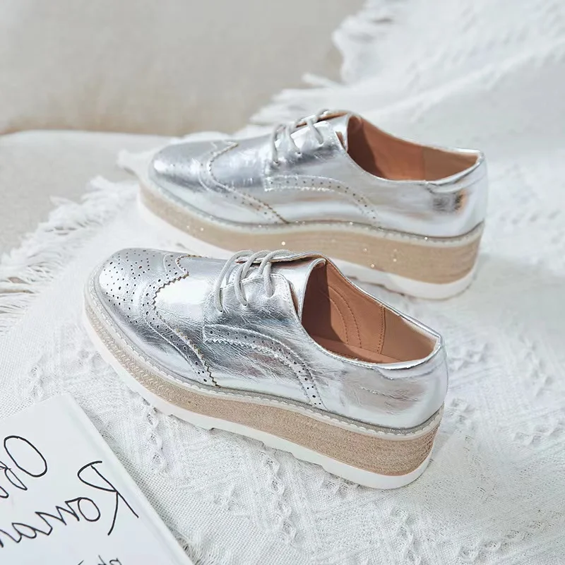 Patent Leather Women Platform Oxfords Brogue Flats Shoes Lace Up Square Toe Brand Female Footwear Shoe For Women Creepers Silver