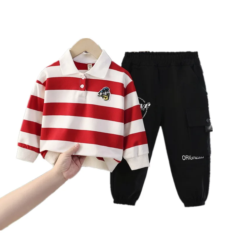 

Спортивный костюм с длинным рукавом для мальчиков 2-11 лет