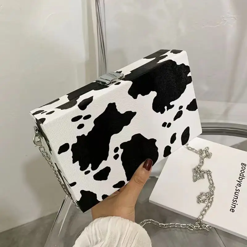 

Весенняя квадратная сумка-бокс, женская сумка через плечо, сумка на плечо, модная сумка-бокс из коровьей кожи с принтом, новая женская сумка на цепочке