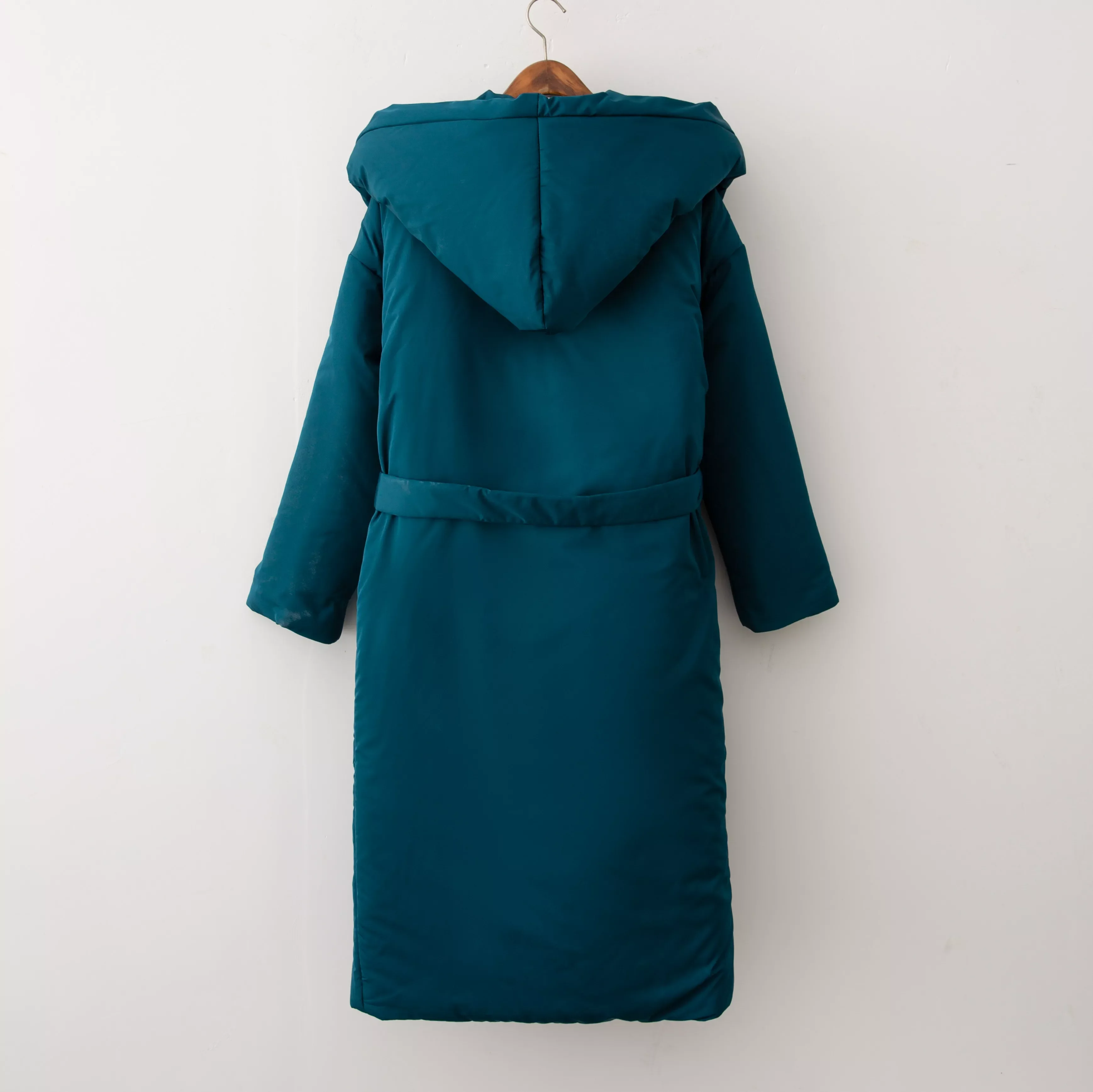 2022New Women Winter Jacket coat Stylish Thick Warm fluff Long Parka Female  water proof outerware coat New Hot