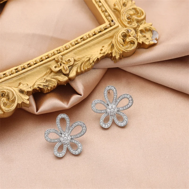 

New Zircon Sunflower Luxury Earrings Women's Personality 925 Silver Needle Earrings Fashion Stud Party Jewelry Birthday Gifts