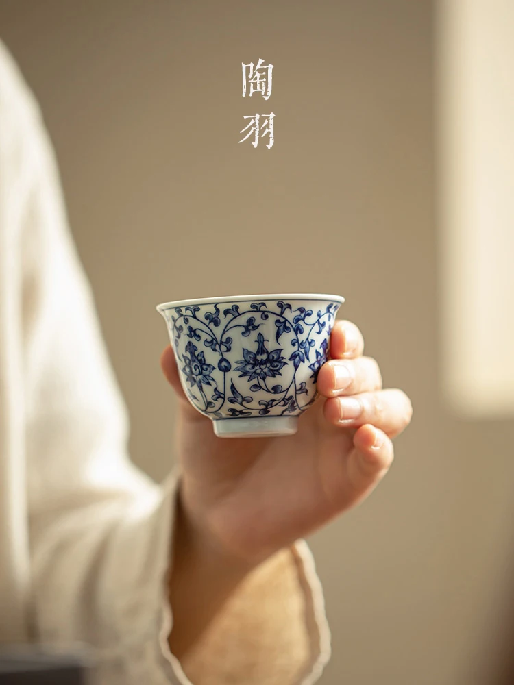 

Сине-белые спутанные ветки Лотос мастер кунг-фу набор для дегустации керамическая чашка для чая ручной работы