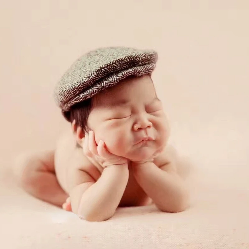 Newborn Photography Outfit Baby Herringbone Flat Ivy Newsboy Hat Gatsby Cabbie Cap and Bow Tie Cravat Tie Baby Photography Props
