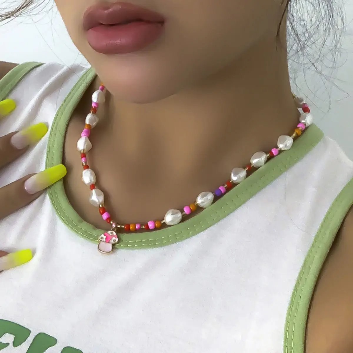 

2022 New Fashion Pink Purple Pearl Bead Necklace for Woman Pink Mushroom Pearl Pendant Beads Choker Jewelry Wholesale Gift