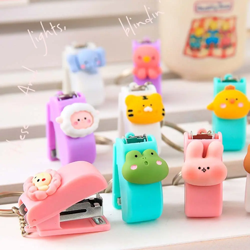 

Metal Macaron Key Ring Pendant Size 10 Staples Mini Cartoon Binding Tools Stapler Key Chain Stapler Mini Stapler