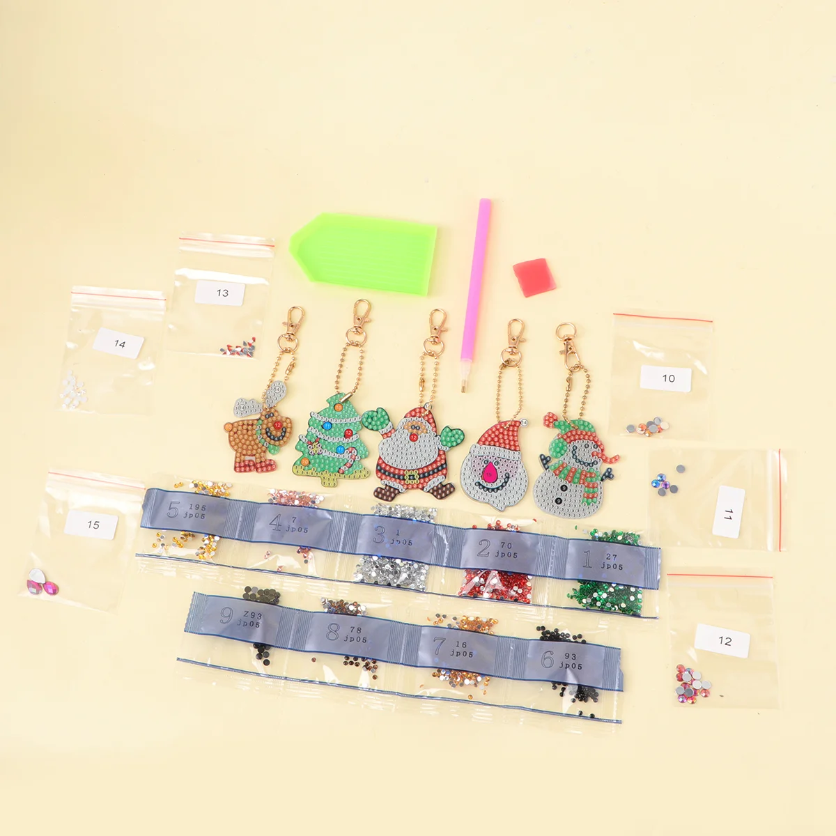 

5pcs Christmas Full Drill Keychain Full Drill Pendant Snowman Keychain Christmas Tree Ornament 5D Diy Keychain