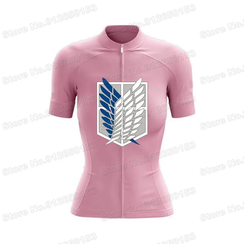 Женская футболка с коротким рукавом и принтом атака на Титанов |