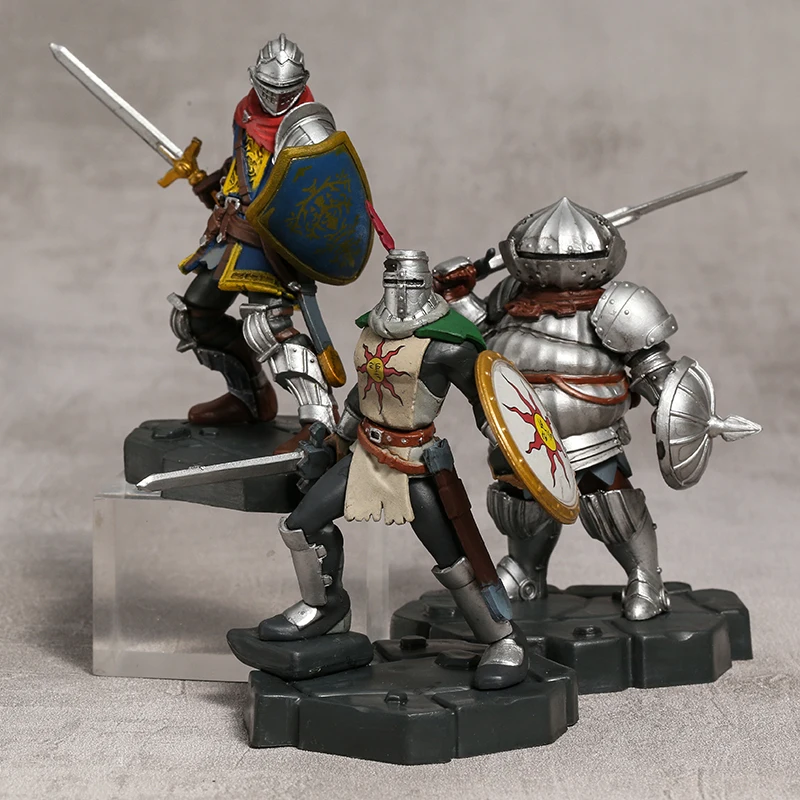 

Dark Souls Heroes of Lordran Siegmeyer Oscar Solaire PVC Figure Collectible Model Toy Christmas Gift Doll