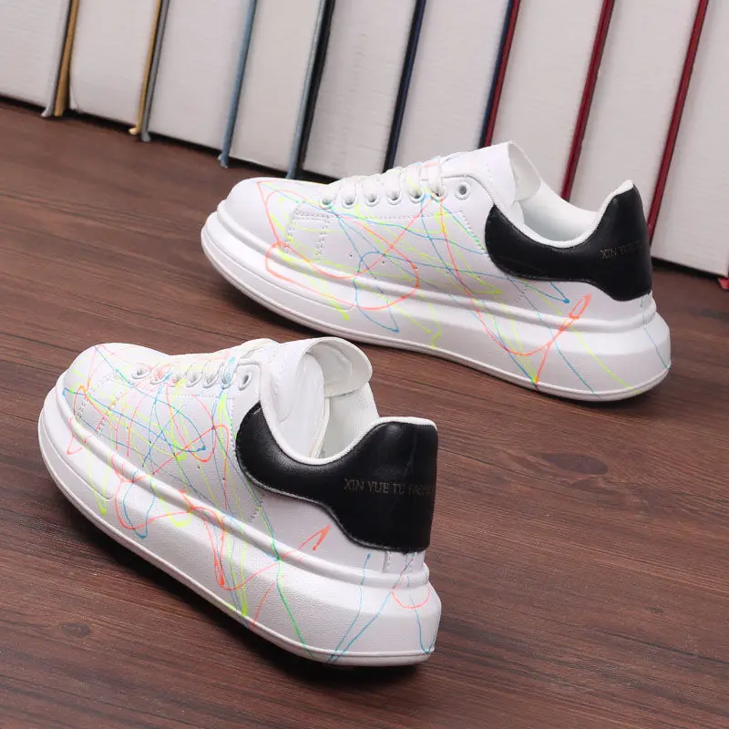 White Shoes Women's Luminous Fashionable Breathable Student Casual Sneakers Thick Bottom Hight Increasing Board Shoes