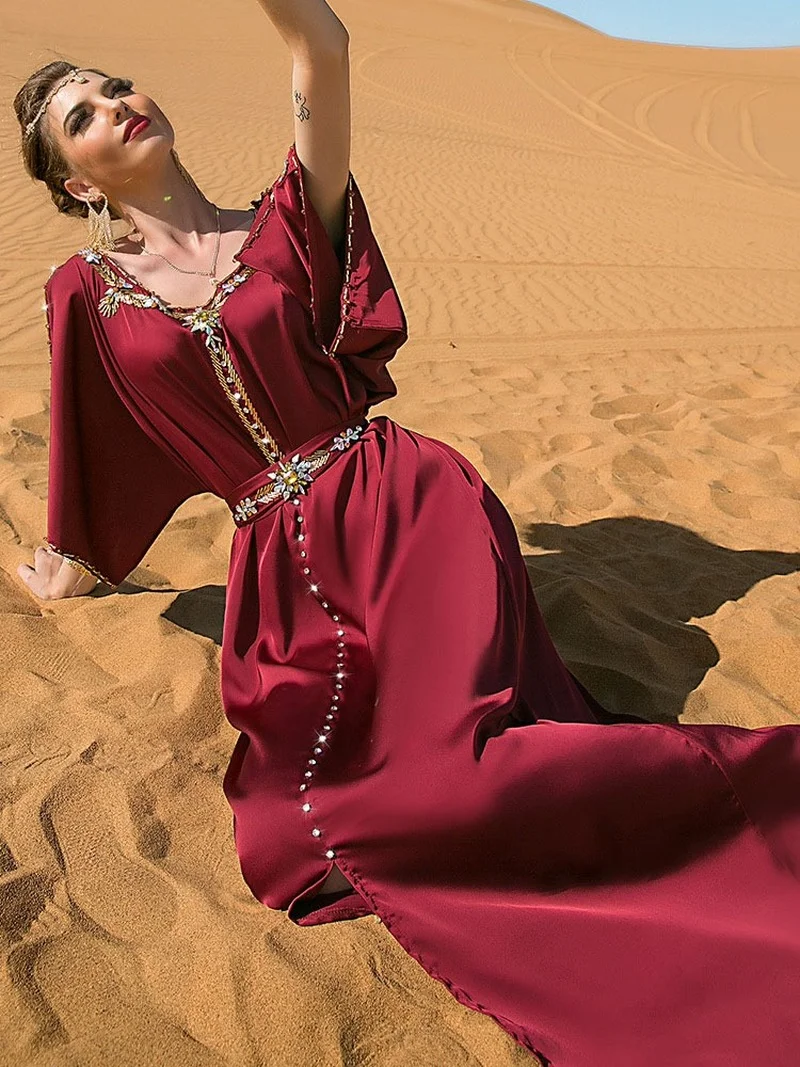 Rhinestone Evening Kaftan Women Off Shoulder Moroccan Party Caftan Satin Dress Hem Slit Muslim Arab Dubai Abaya Banquet Ramadan
