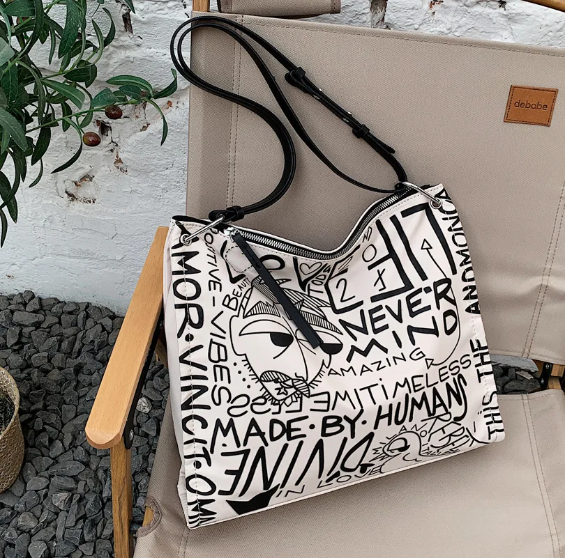 

Graffiti Large Women's Bag 2022 Trend Luxury Women Brand Handbags Luxury Designer Handbag The Tote Bag BIG CAPACITY Bags