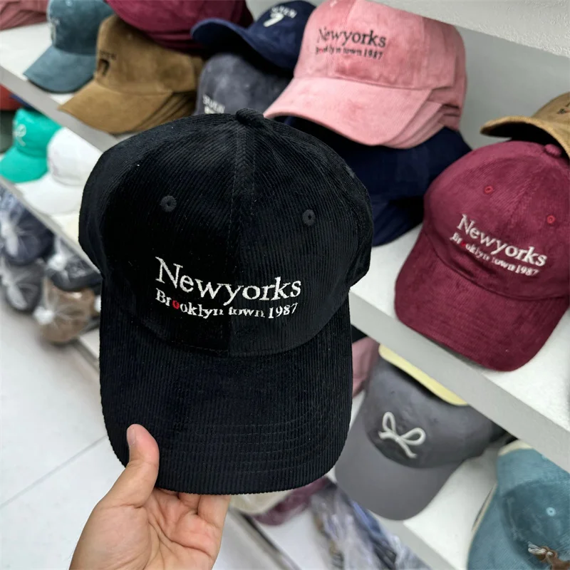 Бейсболка для женщин и мужчин вельветовая кепка в стиле ретро с вышитыми буквами
