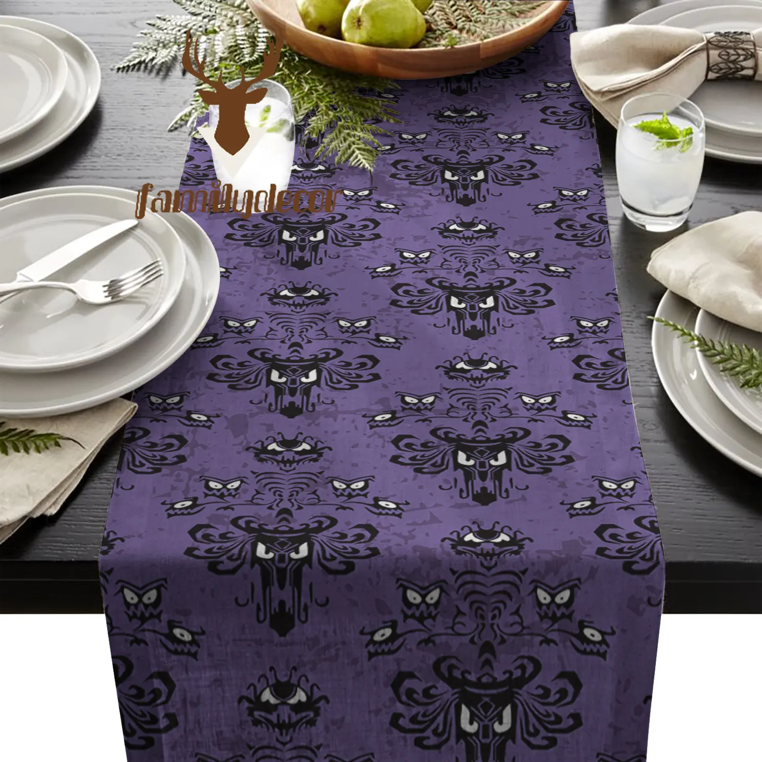 Настольная дорожка с привидениями на Хэллоуин