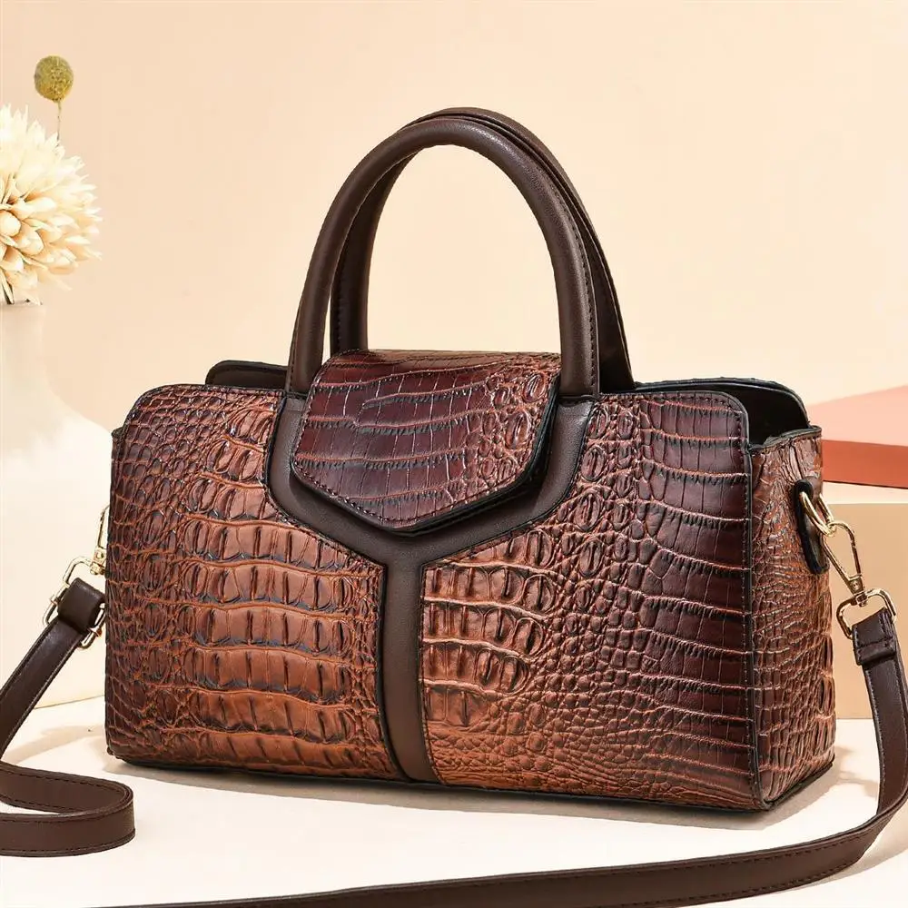 

2022 New Fashion Crocodile Pattern Handbag Luxury Brand Women's Bag European And American Fashion One Shoulder Crossbody Bag