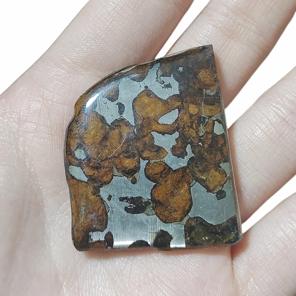 метеориты сидериты. природные метеорит. минералы метеоритов. природные метеорит. урейлитный метеорит.