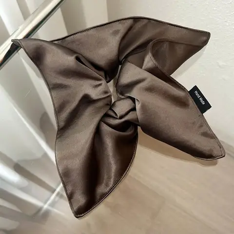 Атласные шелковые резинки для волос