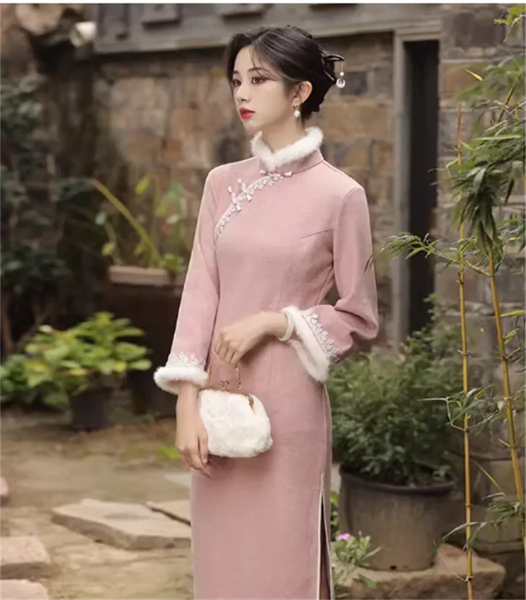 Зимнее традиционное китайское платье чонсам женское розовое плотное восточное