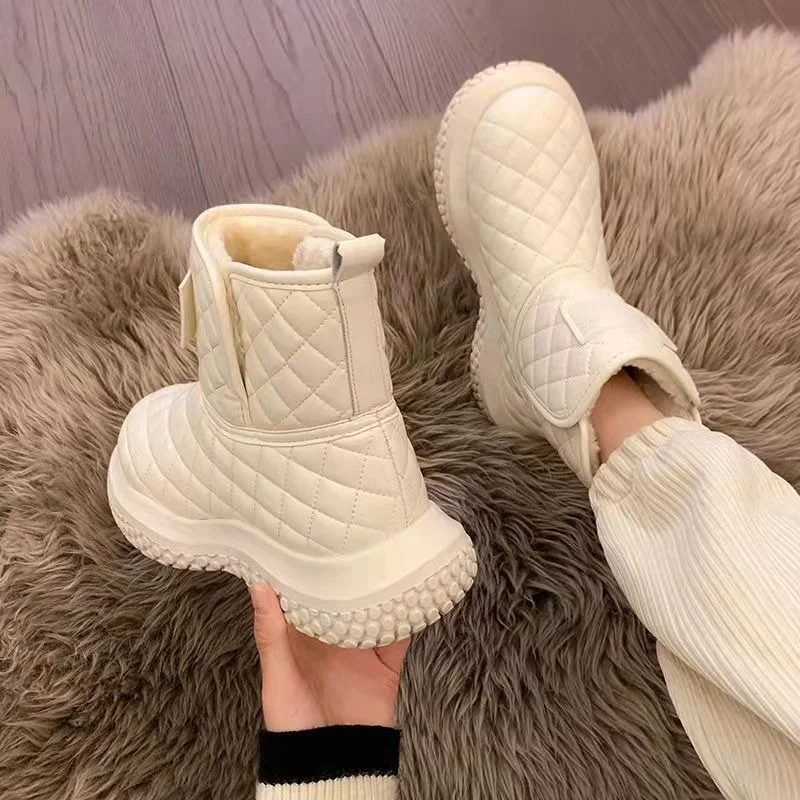 New Woman Shoes Non-Slip Snow Boots Women The Bottom Warm with Velvet Short Lattice Luxury Designer Booties  platform shoes