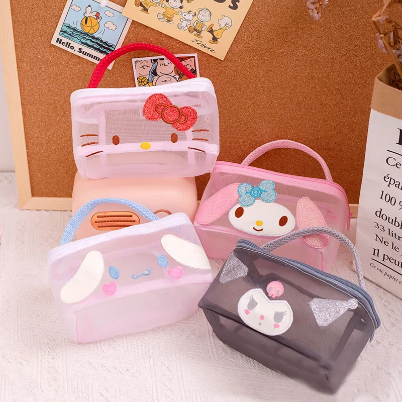 

Sanrios Kawaii мультфильм Hello Kittys My Melody Cinnamoroll Kuromi Милая вышитая сетчатая прозрачная сумка для макияжа для путешествий