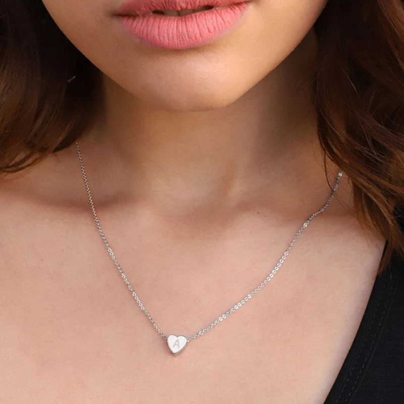 

Orazio Women's Fashion 26 Letter Pendant Necklace Simple Personalised Heart Initial Necklace Charming Fashion Gift Jewellery