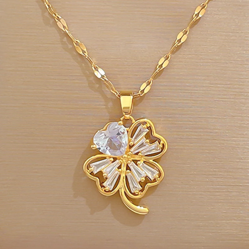 Collier trèfle à fleurs pour femmes  pendentif tendance  bijoux en acier inoxydable  chaîne à