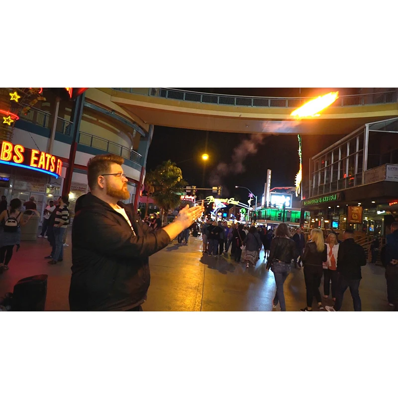 

Flare 2.0 By Nicholas Lawrence Stage Magic Tricks Magia Magie Magicians Props Close Up Street Illusions Gimmicks + Tutorial