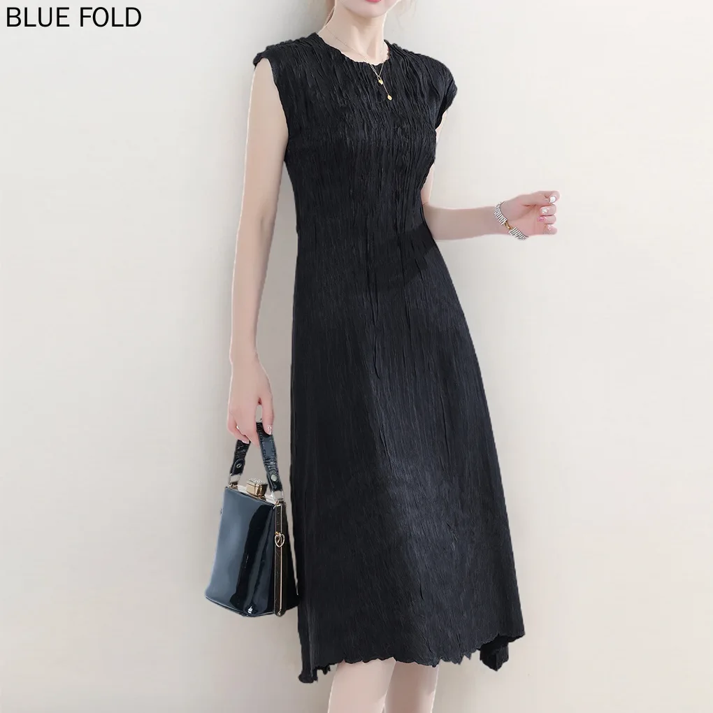 Женское платье без рукавов с круглым вырезом средней длины ТРАПЕЦИЕВИДНОЕ