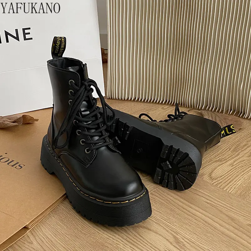 Minimalist Front Lace-up Combat Boots 5Cm Chunky Heel Platform Women Boots British Style Thick Sole Increase Height Casual Boots images - 6