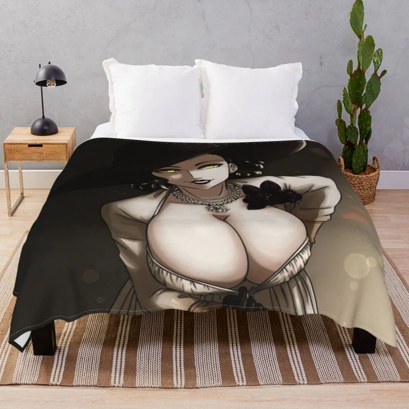

Lady Dimitrescu Thick blanket Coral Fce Winter Warm Throw Blanket for Bed Home Travel Office