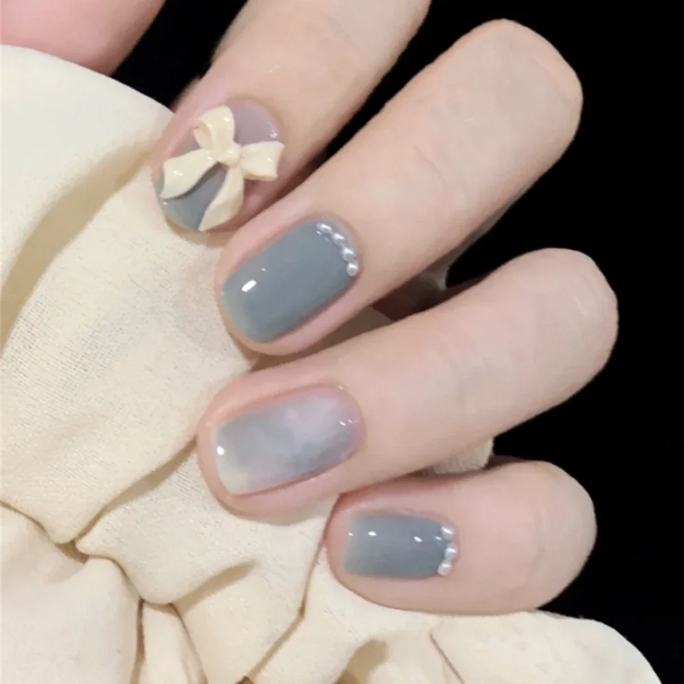 

24Pcs Blue Grey Butterfly Nail Art Fake Nails Full Cover Short Coffin Round Removable False Nails Girl Ballerina Press-On Nail