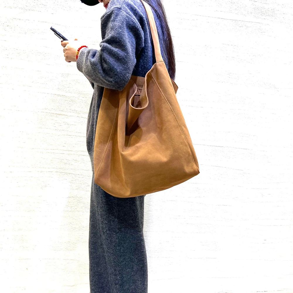 Замшевые кожаные сумки на плечо