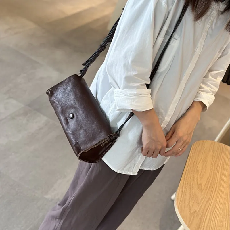 Женская сумка через плечо из воловьей кожи