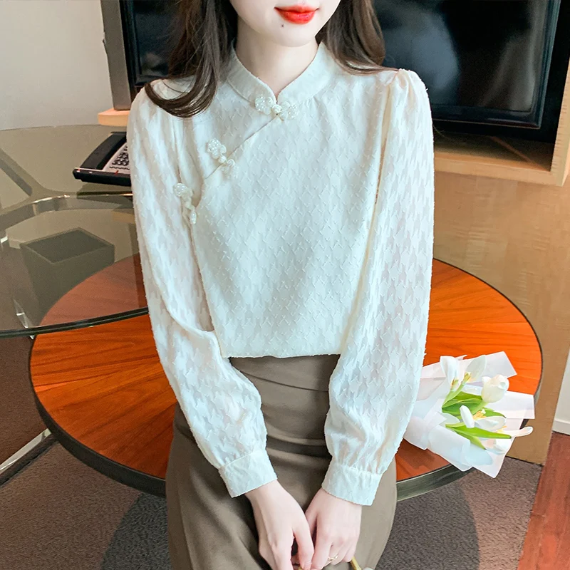 

Simple Yet Chic Solid Color Ladies' Shirt for Any Occasion Elegant and Versatile Women's blouses with Chinese Style