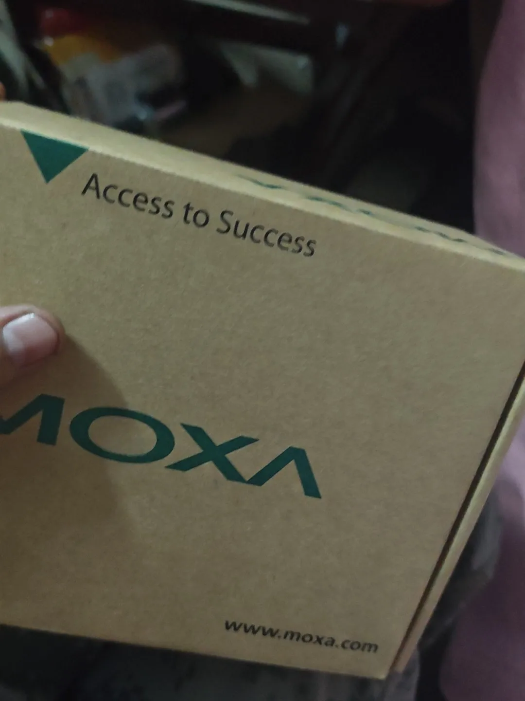 Фото Промышленный Ethernet-коммутатор MOXA EDS-308-S-SC V2.1 №4