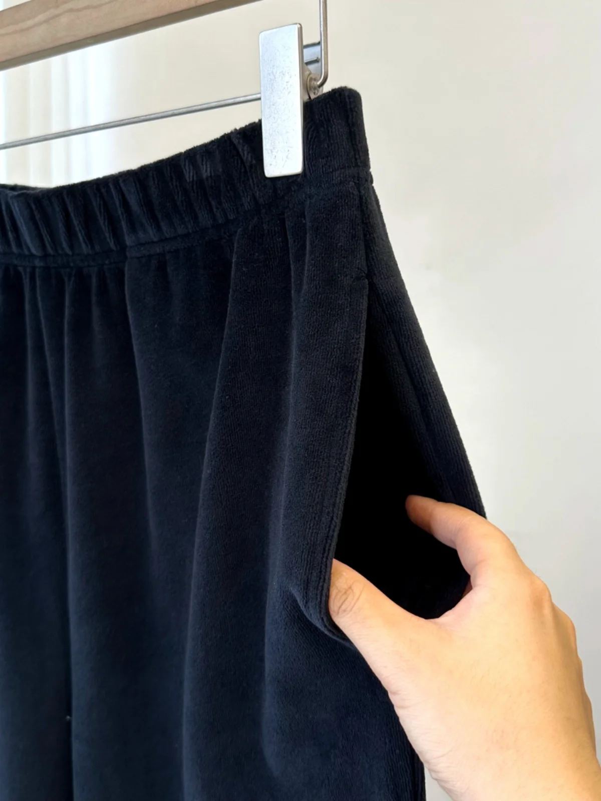 Мужской осенне-зимний бархатный Теплый черный комплект TCM с длинным рукавом