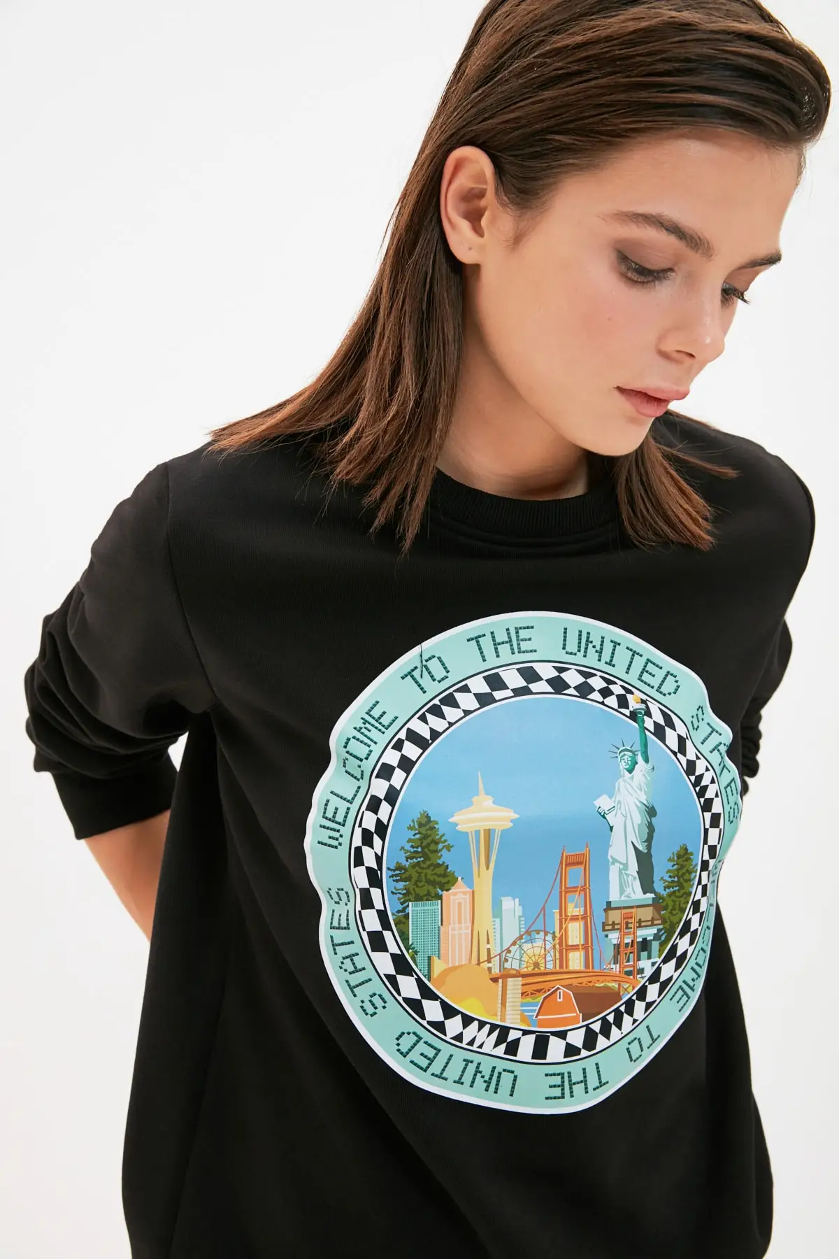 

Trendyol Printed Basic Knitted Sweatshirt TWOAW22SW1527