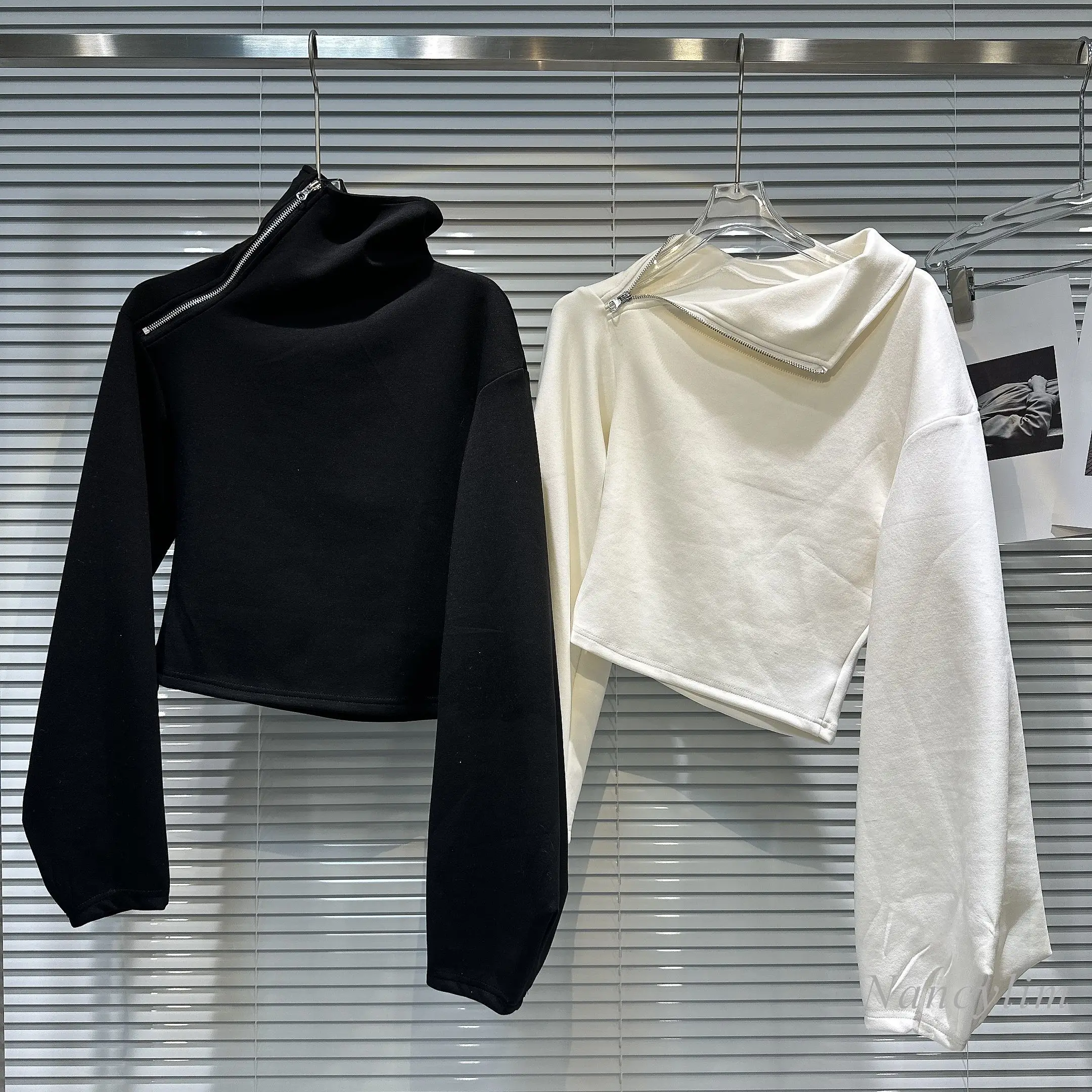 Рисунок 3 - Женская Осенняя короткая Асимметричная толстовка