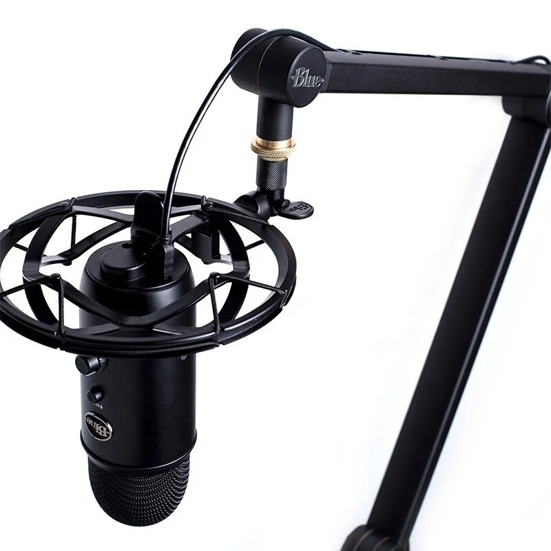 

Log itech Blue Yeticaster professional condenser microphone computer mobile phone singing anchor live audio kit