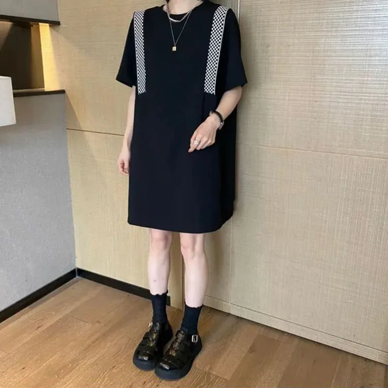 Black White Versatile O-Neck Splicing Chessboard Grid Loose Half Sleeve Mid Dress Summer Women Plus Size Casual Straight Dresses