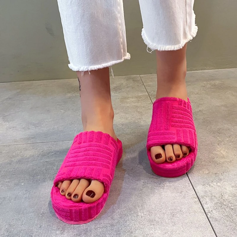 

Women's Platform Slippers Winter New Women Fur Heel Slipper Soft Fur Platform Open Toe Warm Fluffy Home Slippers