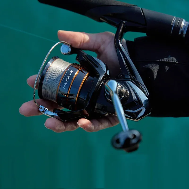 Фото Катушка спиннинговая Shimano NEXAVE 2026 ультралегкая с технологией Shark Fin и блокировкой обратного хода для ловли на приманки, баса и форели №2