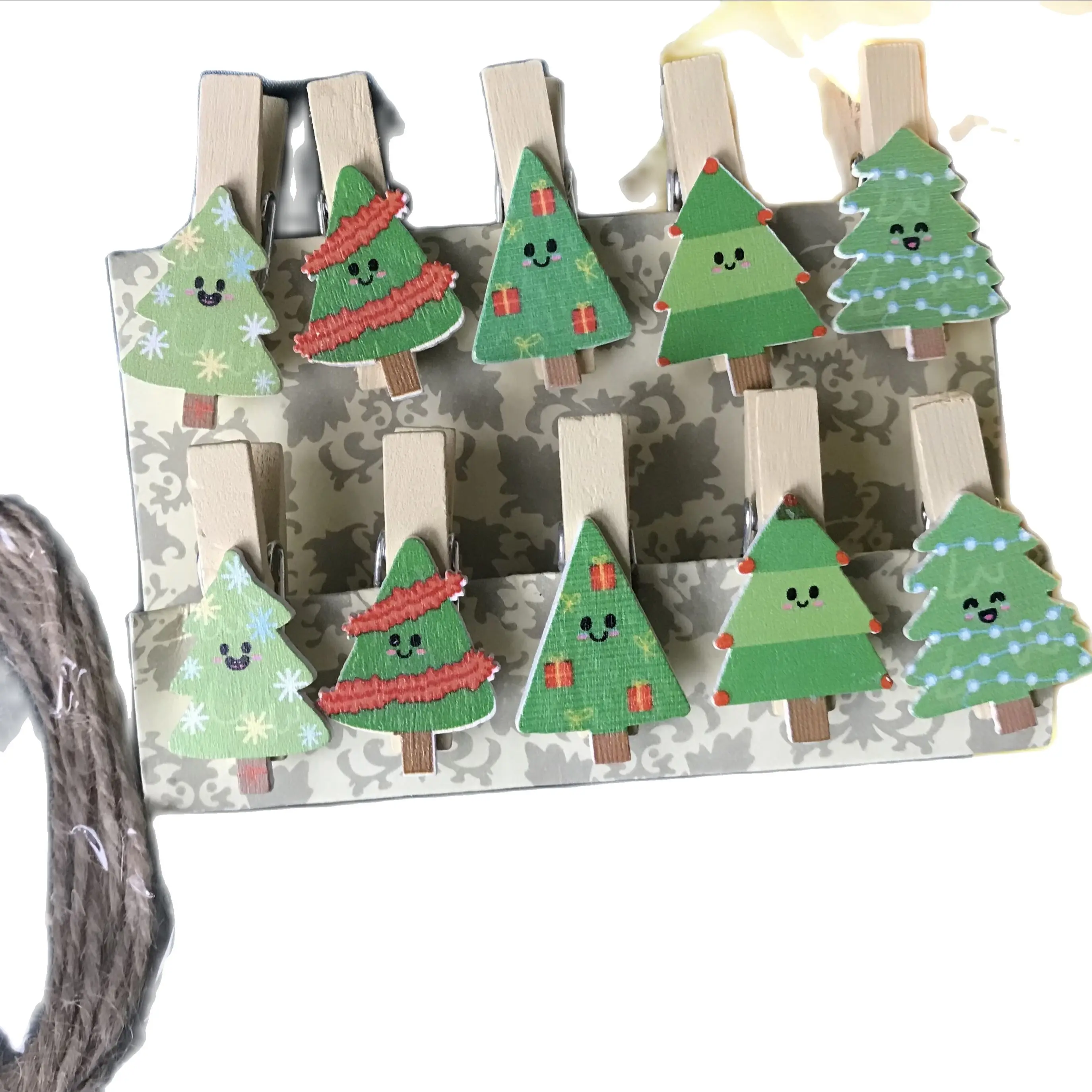 

Christmas Tree 200pcs Wooden Clips,Photo Wooden Pegs,Note Messages Clips,Pin Clothespin for Christmas Party Gift Favors