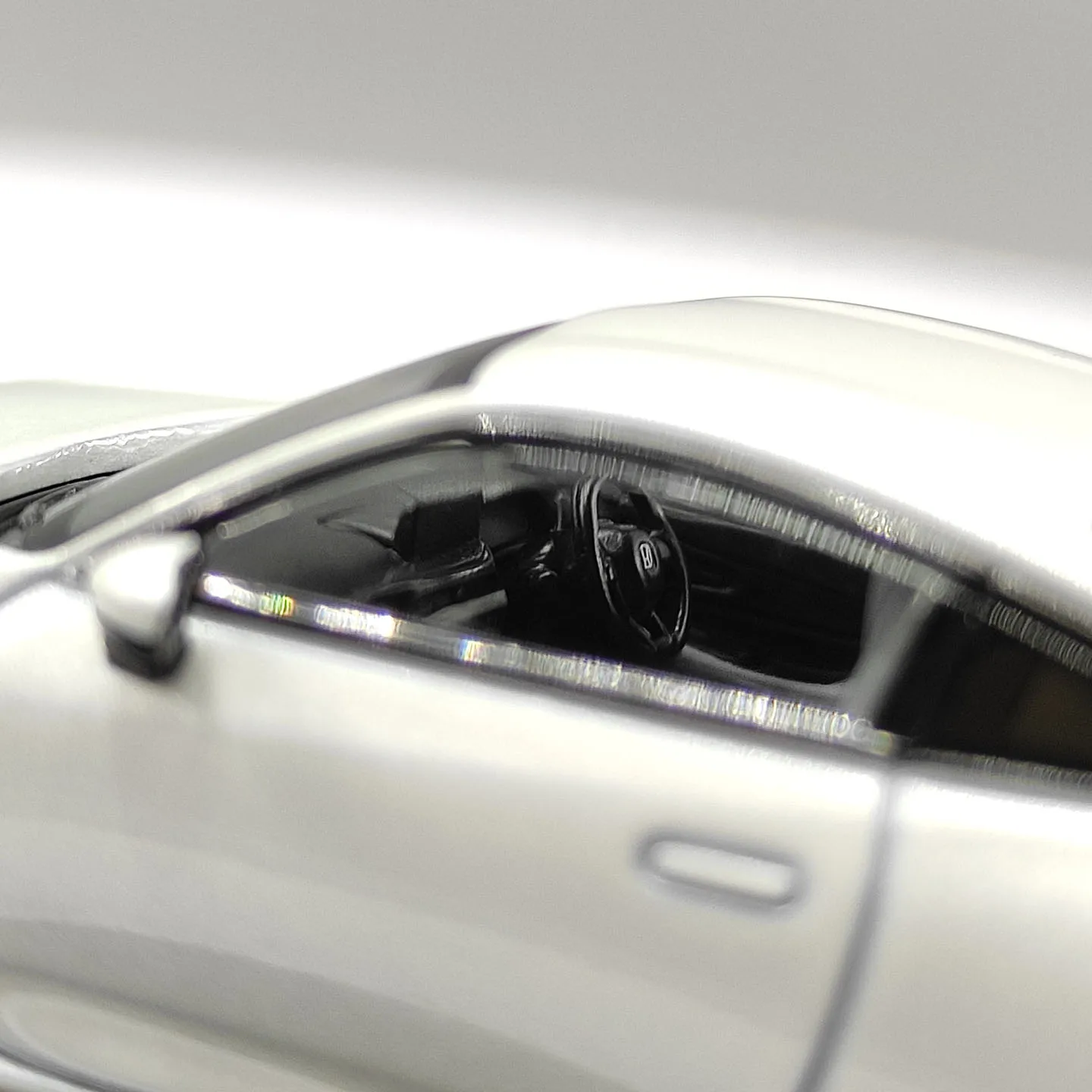 Фото HJ Масштаб 1:64, литая модель из сплава, белая Honda Prelude 2025, игрушечные автомобили, классика, ностальгия, подарки для взрослых, сувенир, статичная модель для демонстрации. №3