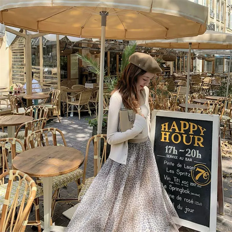 Тюлевая ткань с леопардовым принтом