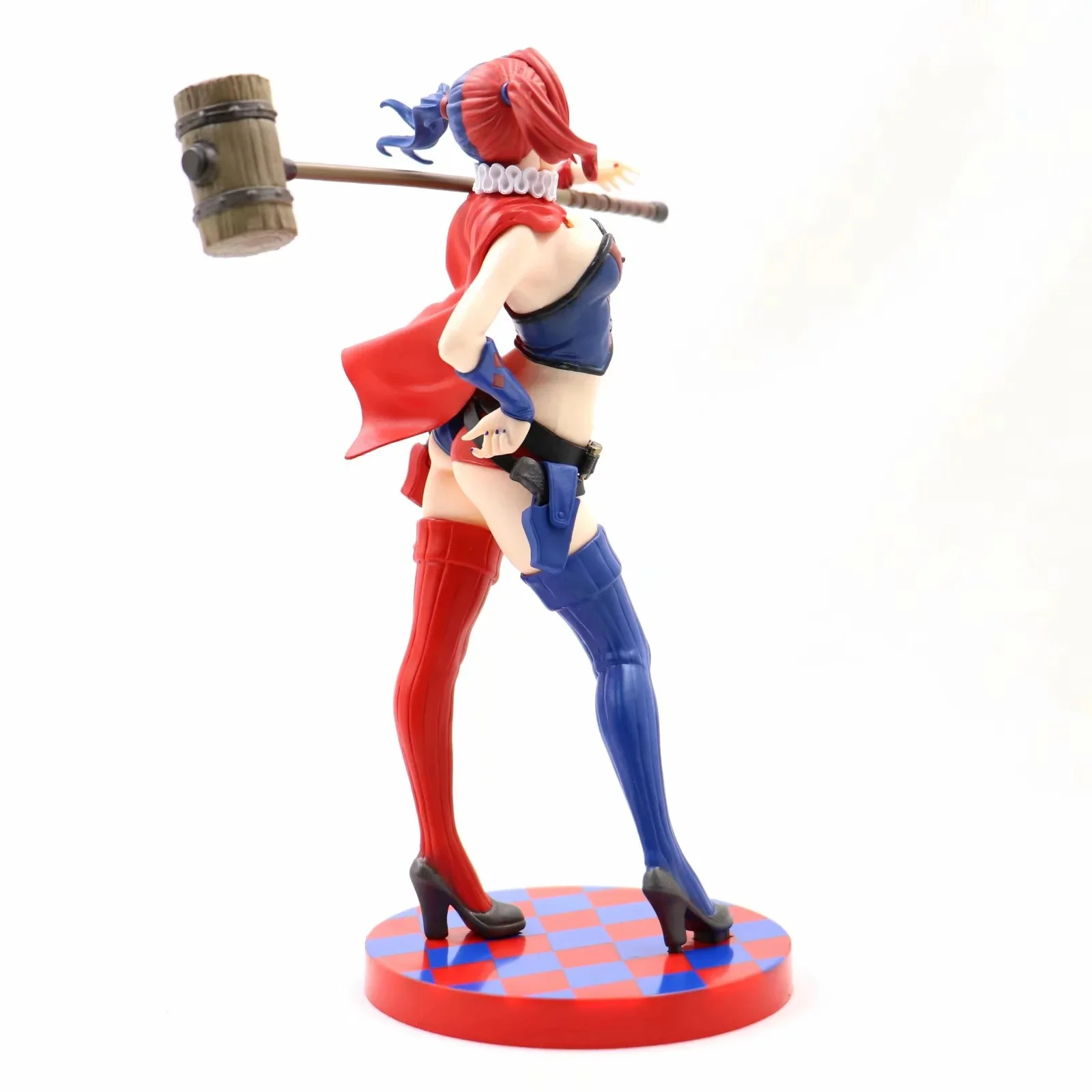 Фигурки героев фильма Отряд Самоубийц |