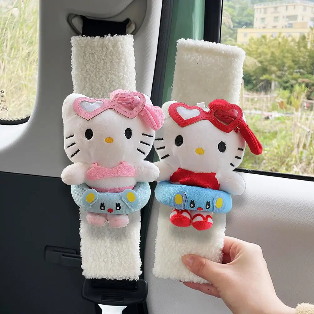 Аксессуары для украшения интерьера: милые плюшевые куклы с героями мультфильмов