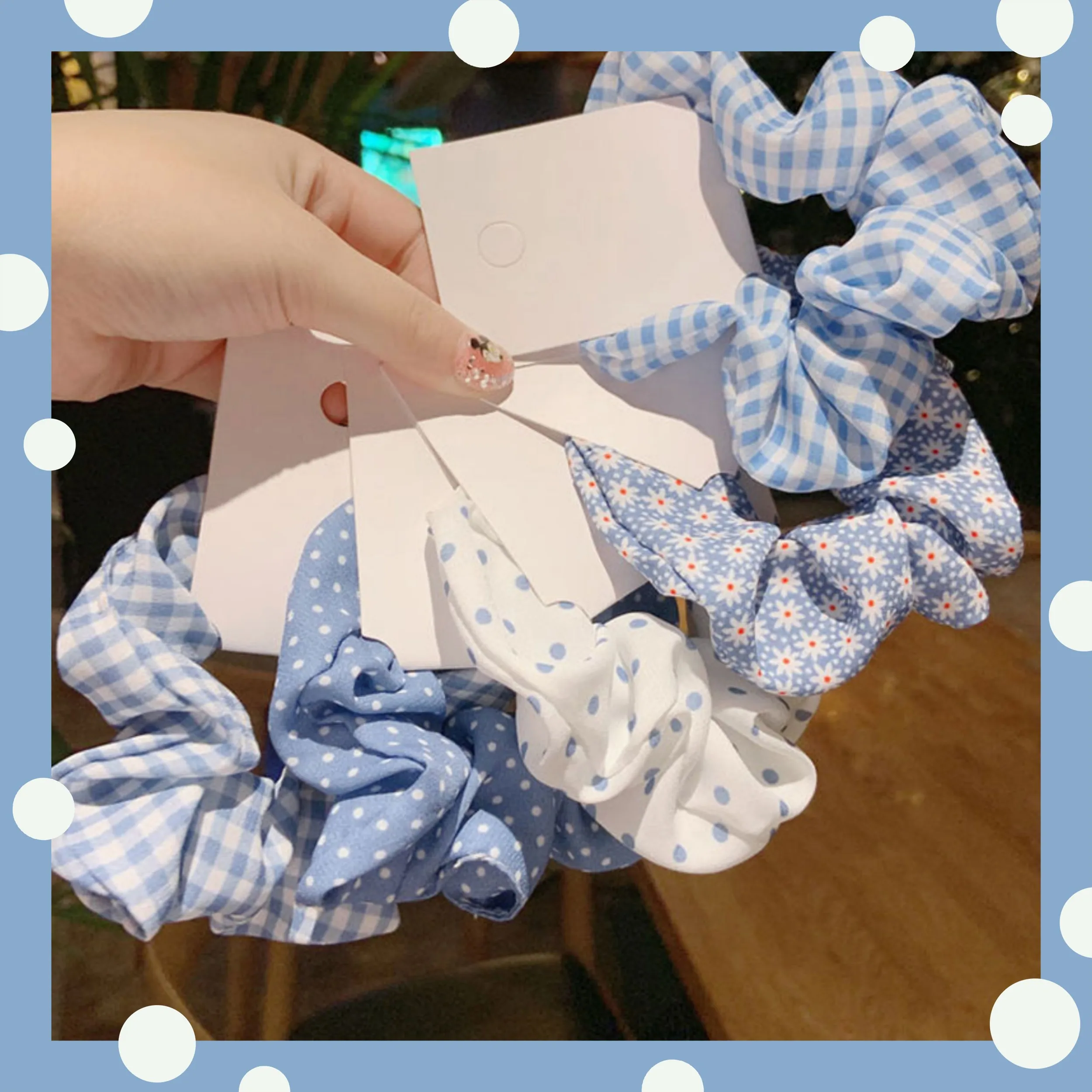

1PC Blue Series Scrunchies Ponytail Holder Polka Dot Plaid Daisy Print Hair Rope Elastic Hair Rubber Band Stretchy Hair Ties